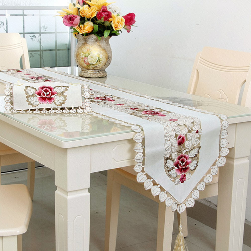 Table Runner - Elegancka, haftowana, kwiatowa obrusowa dekoracja stołu